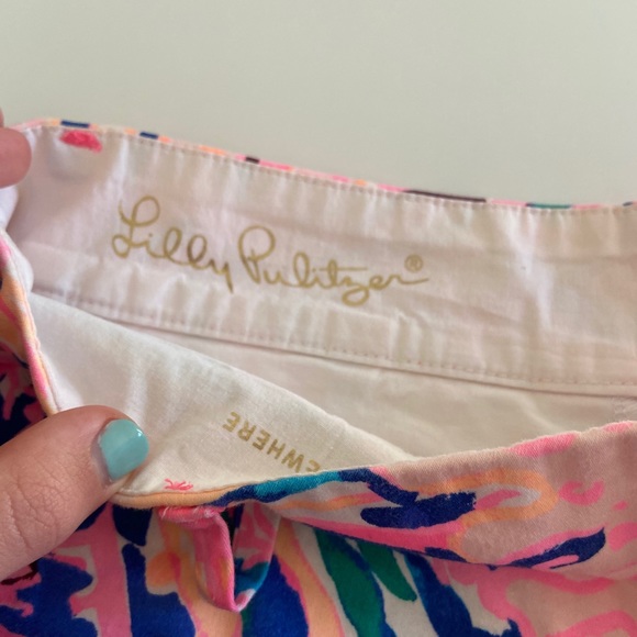 Lilly Pulitzer Callahan stretch short 5” inseam - Picture 5 of 8